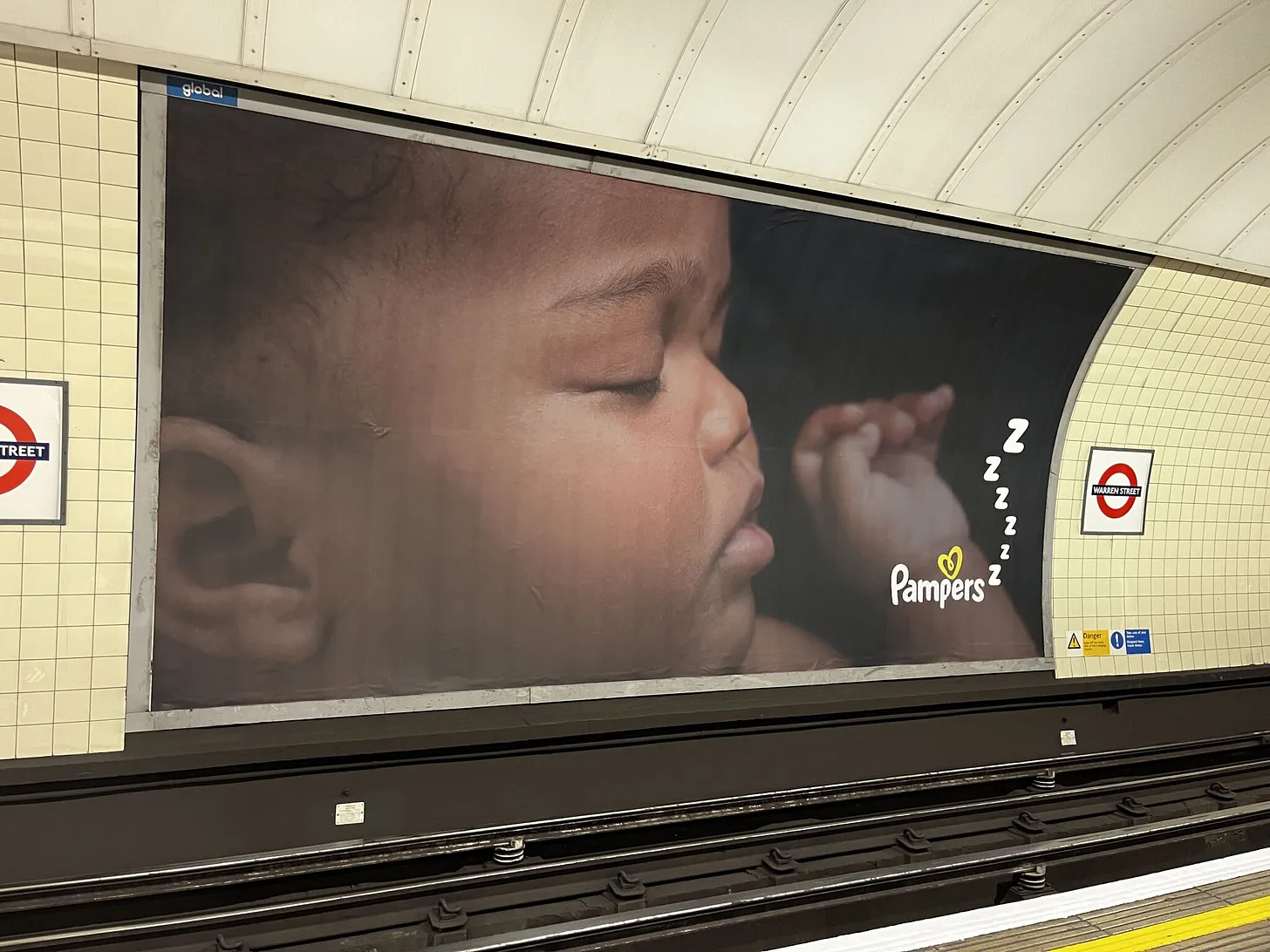Pampers 'Awwww'